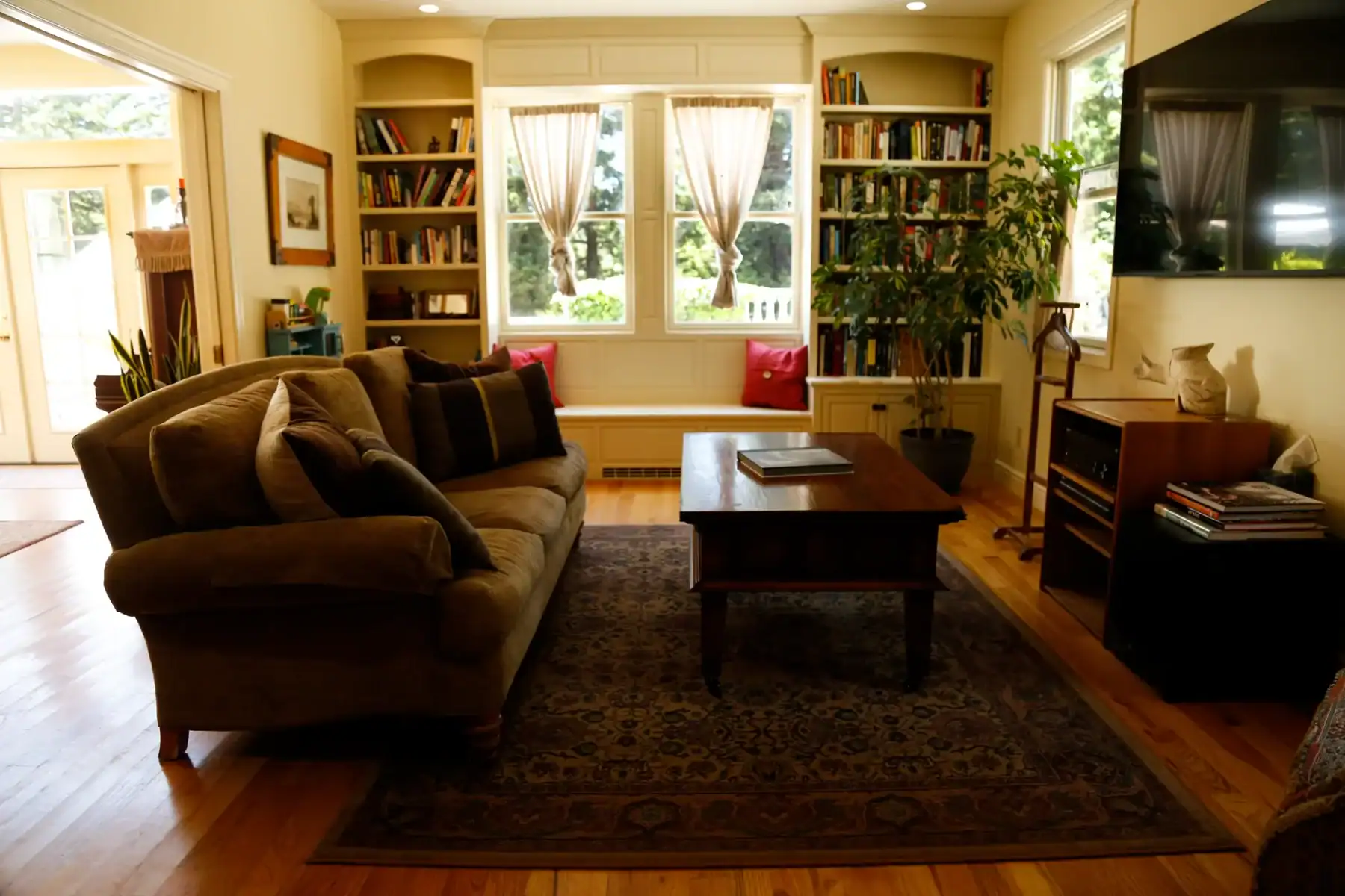 wild iris suite photos by delaney mayo